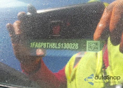 2020 Ford Mustang Ecoboost Fastback z USA, uszkodzony, nr VIN 1FA6P8TH8L5130028